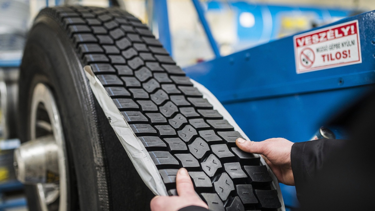 Ne szaladjon még a gumishoz, de túl sokáig se várjon!