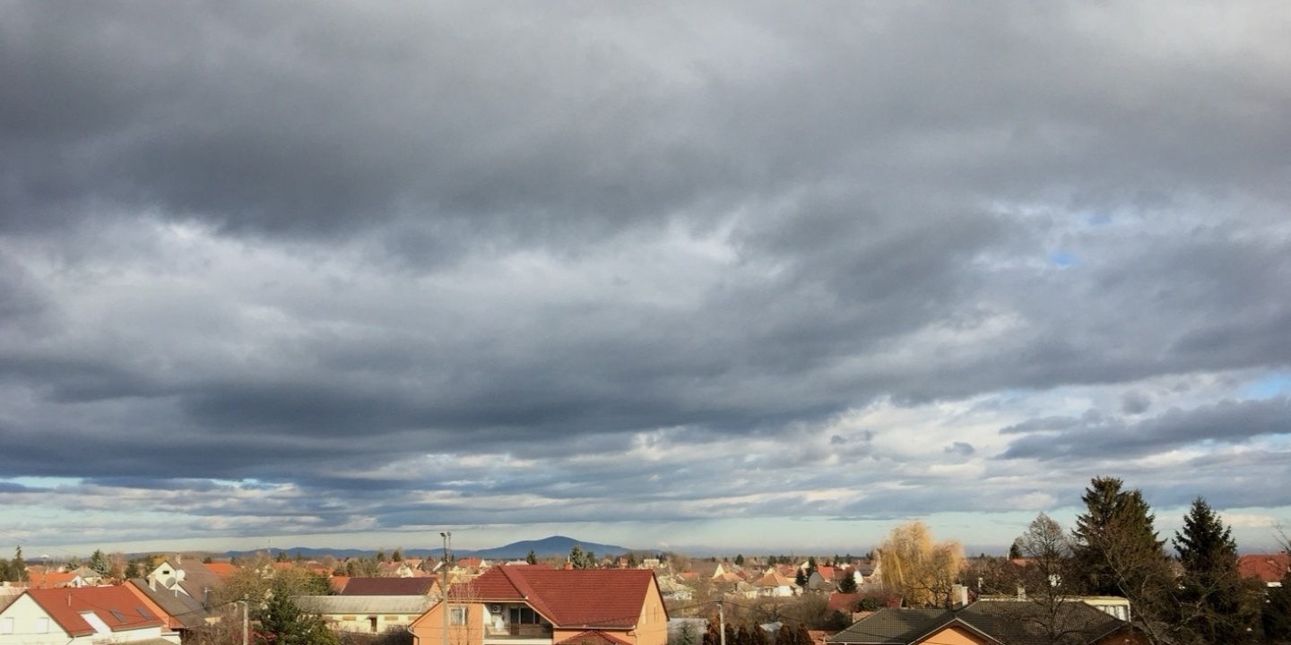 Borongós időnk lesz ma, de néhol kisüt a nap is