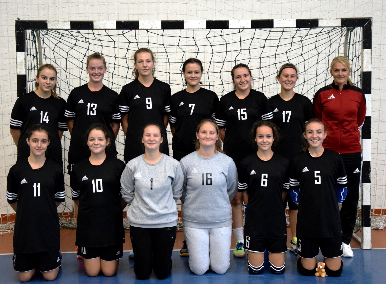 Izgalmas meccsen nyertek a kézis lányok - egyre erősebb a csapat