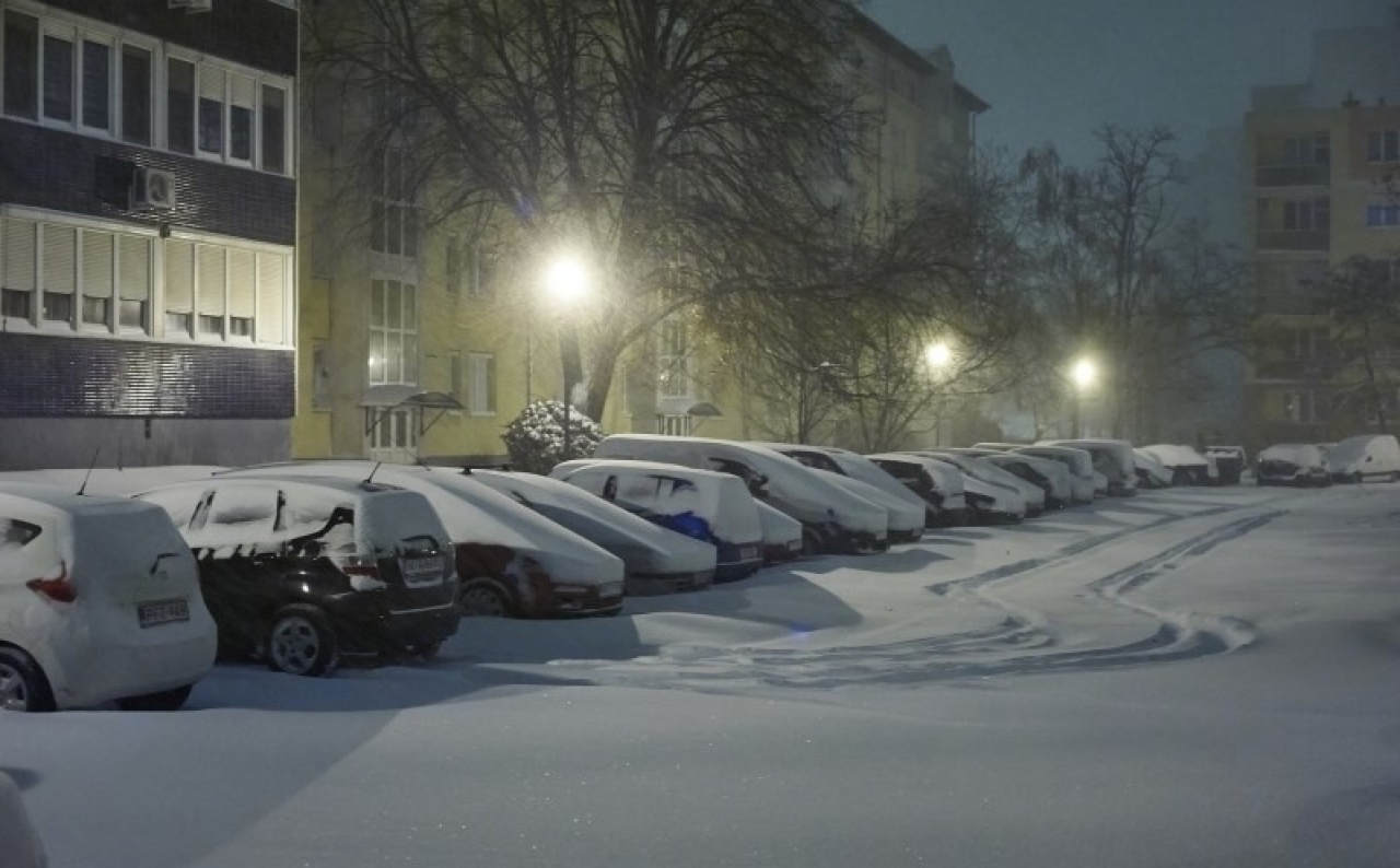 Hóvihar – Mérsékelték a legmagasabb fokú veszélyjelzést