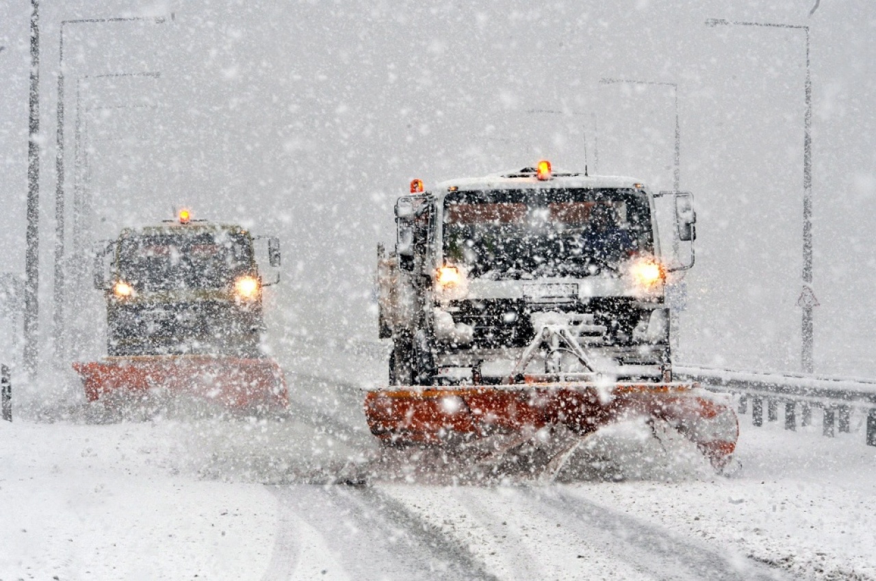 Újra havazik az ország nagy részén – Hétfő reggeli aktuális útviszonyok