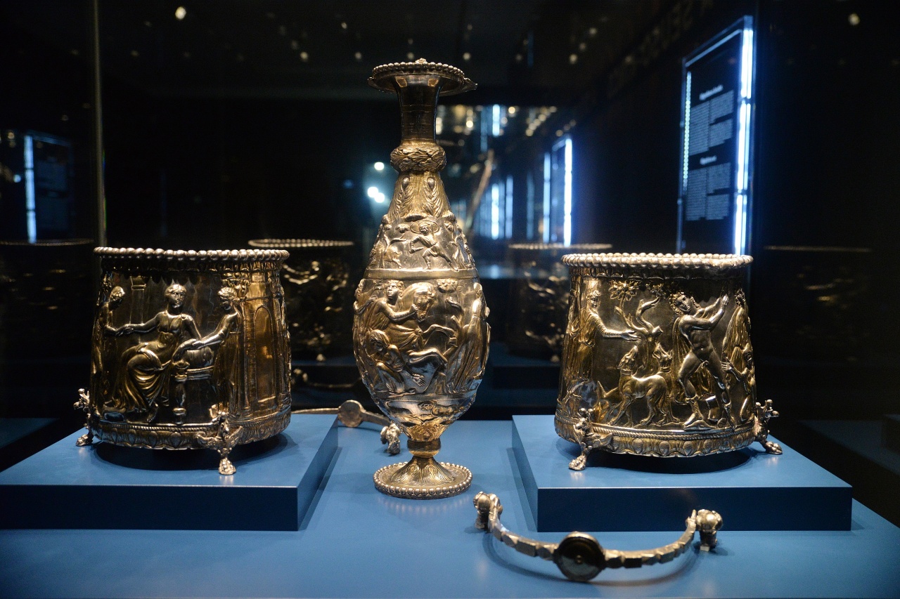 Április 15-ig Nyíregyházán tekinthető meg a késő római császárkor káprázatos ezüstkincse
