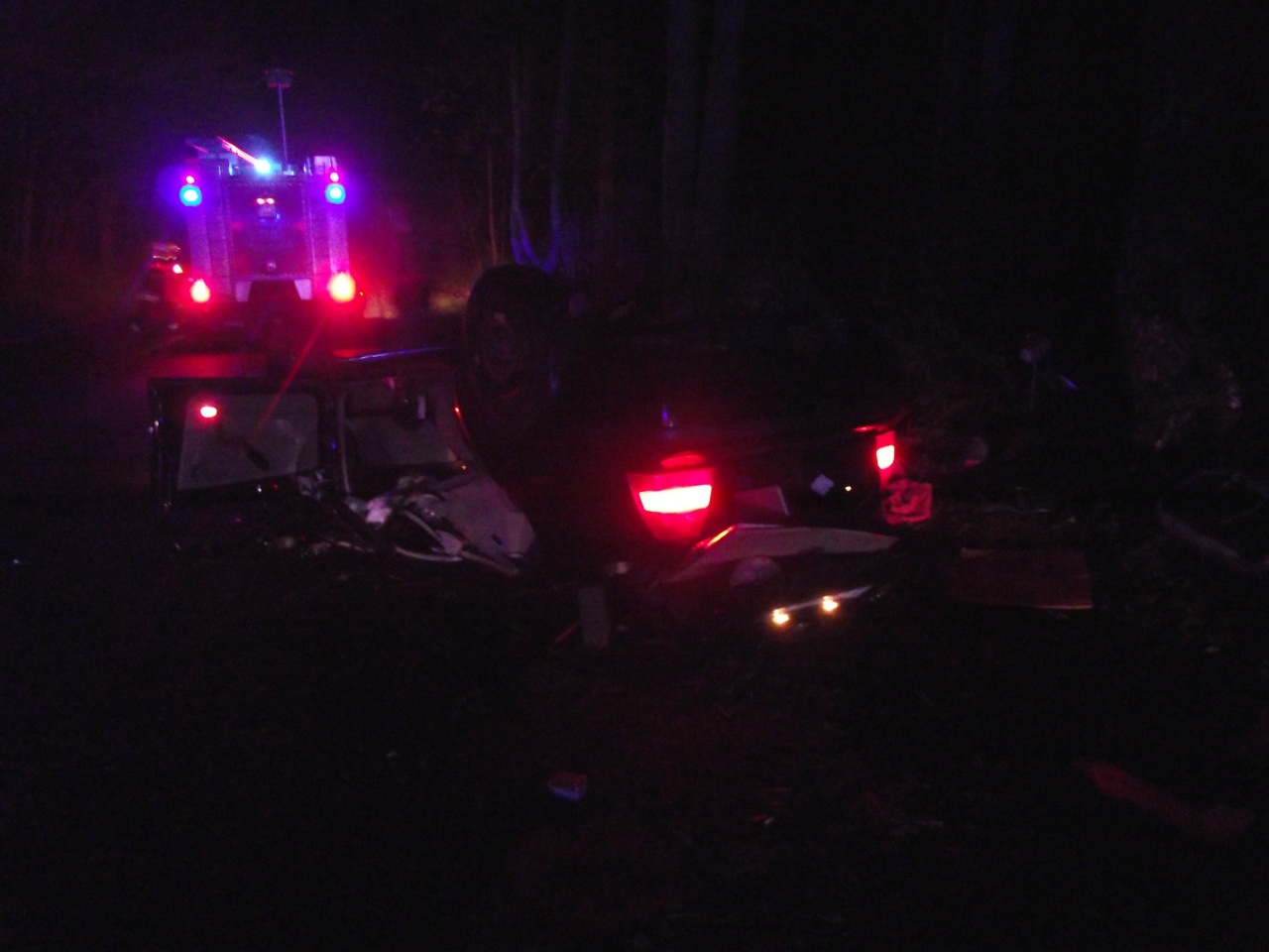 Súlyos baleset történt a 41-esen, két sérültet a roncsok közül szabadítottak ki