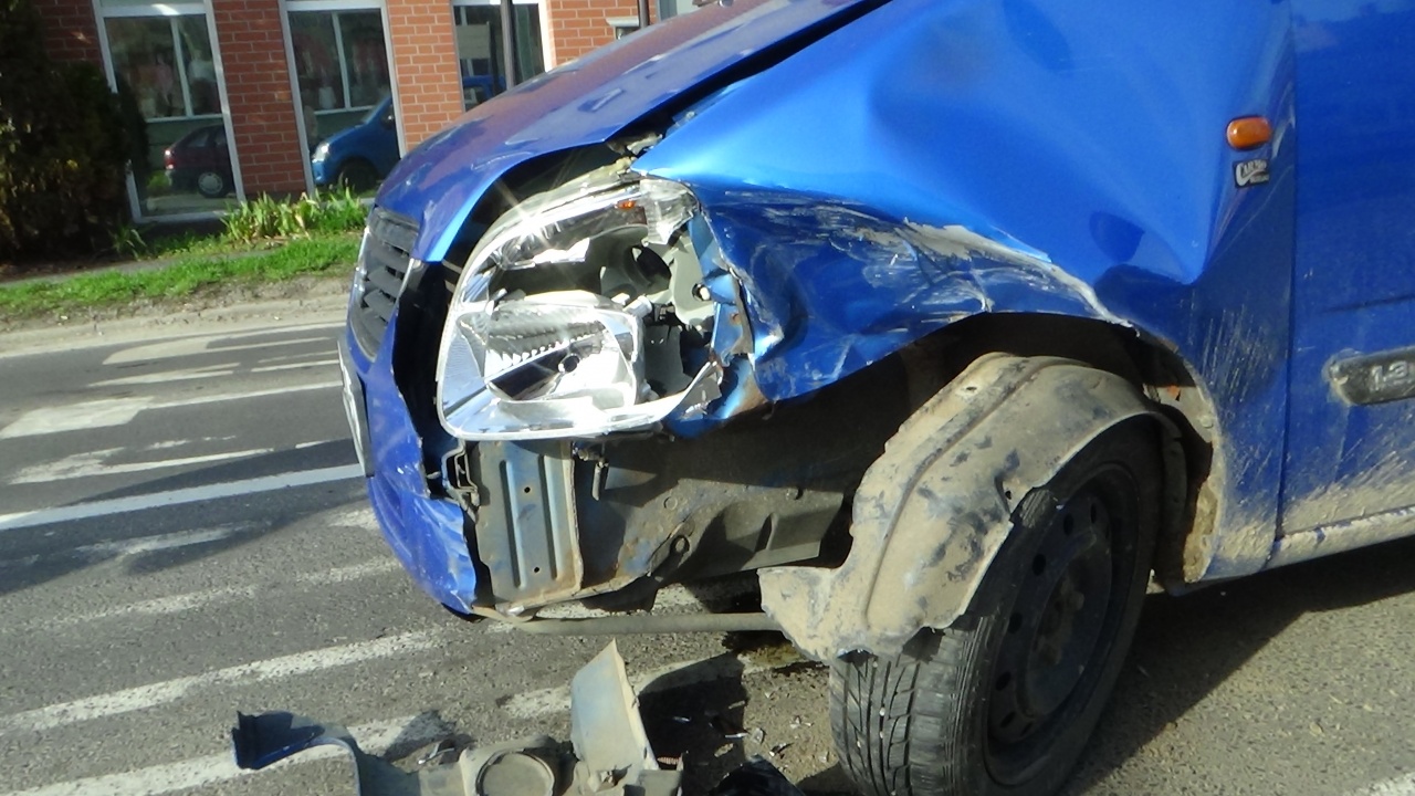 Jelentős az anyagi kár a Bocskai utcán történt balesetben