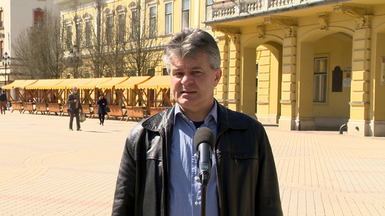 Az Együtt képviselőjelöltje, Lövei Csaba visszalépett a választási indulástól