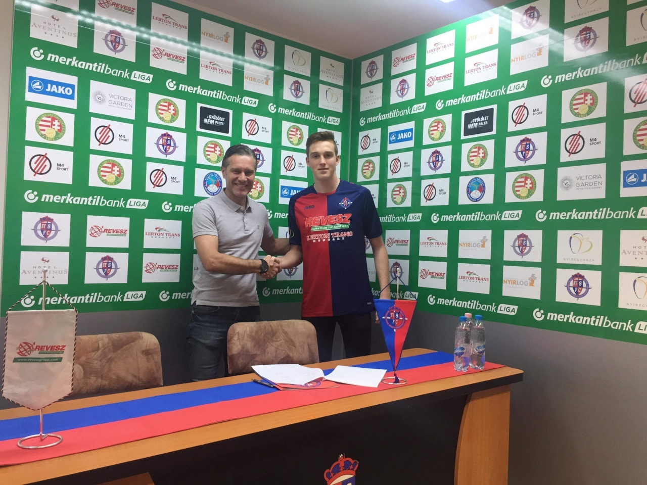 Tehetséges, saját nevelésű játékossal kötött szerződést a Szpari 