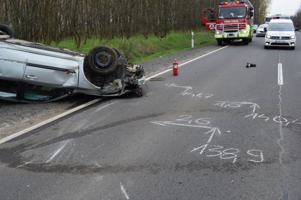 Rendőrségi felhívás – Segítségnyújtás nélkül elhagyta a baleset helyszínét