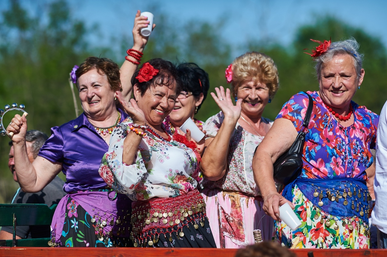 Majális Mandabokorban kulturális programokkal, utcabállal