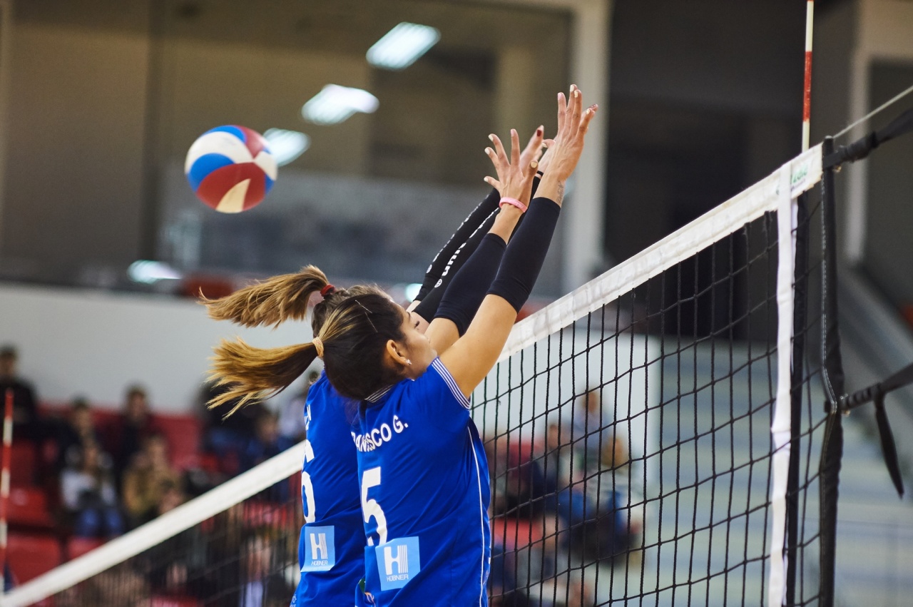 Női röplabda bajnoki döntő - előny a Békéscsabánál