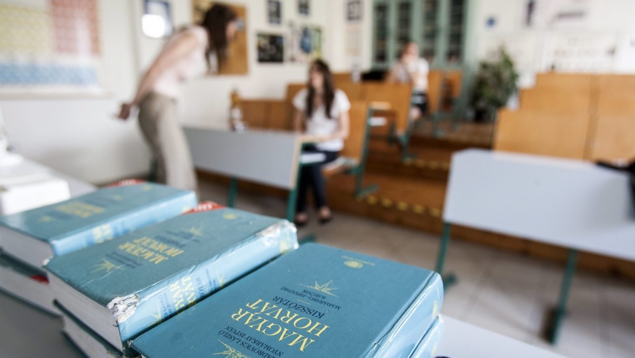 A nemzetiségi írásbelikkel kezdődnek pénteken az érettségi vizsgák