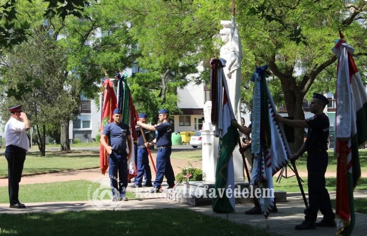 Koszorúzások Szent Flórián nap alkalmából