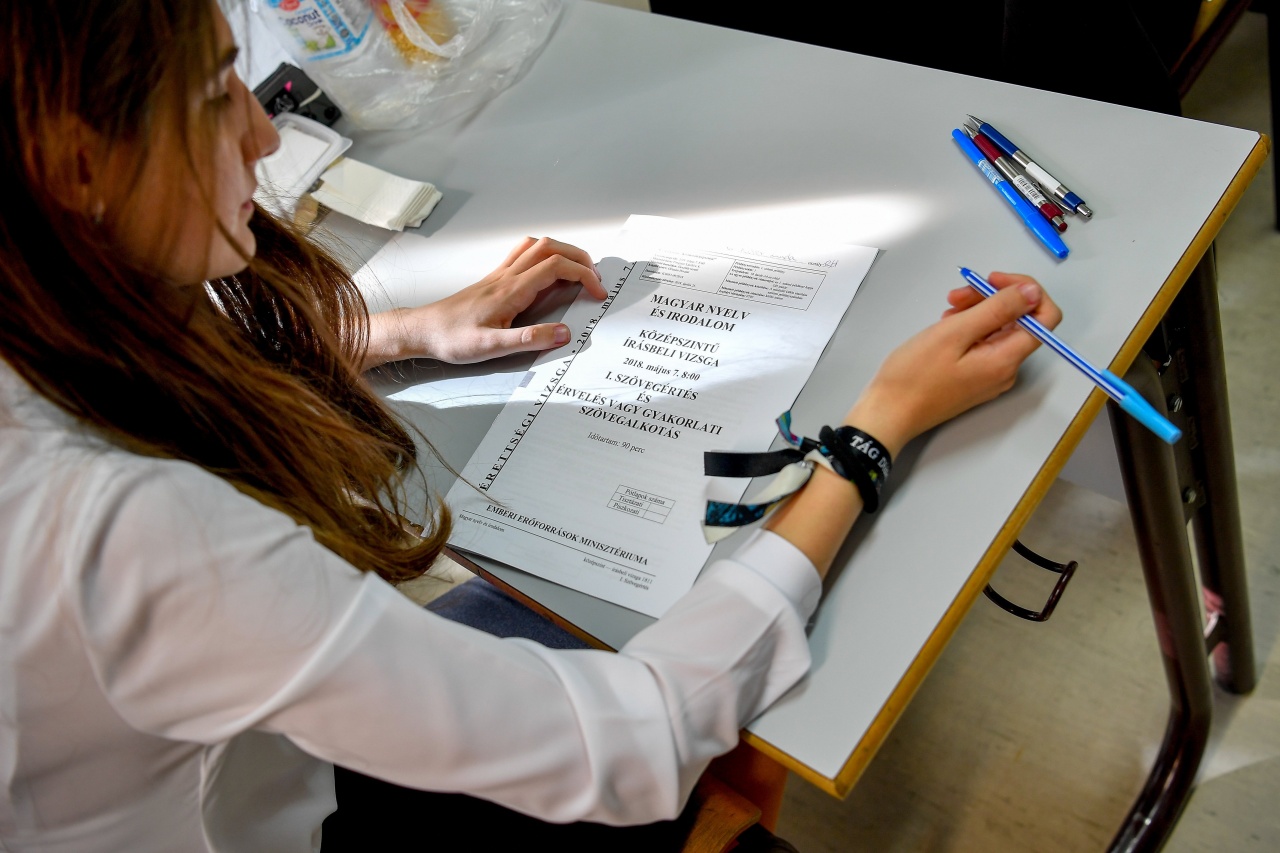 Érettségi – A magyar nyelv és irodalom írásbelikkel folytatódnak a vizsgák 