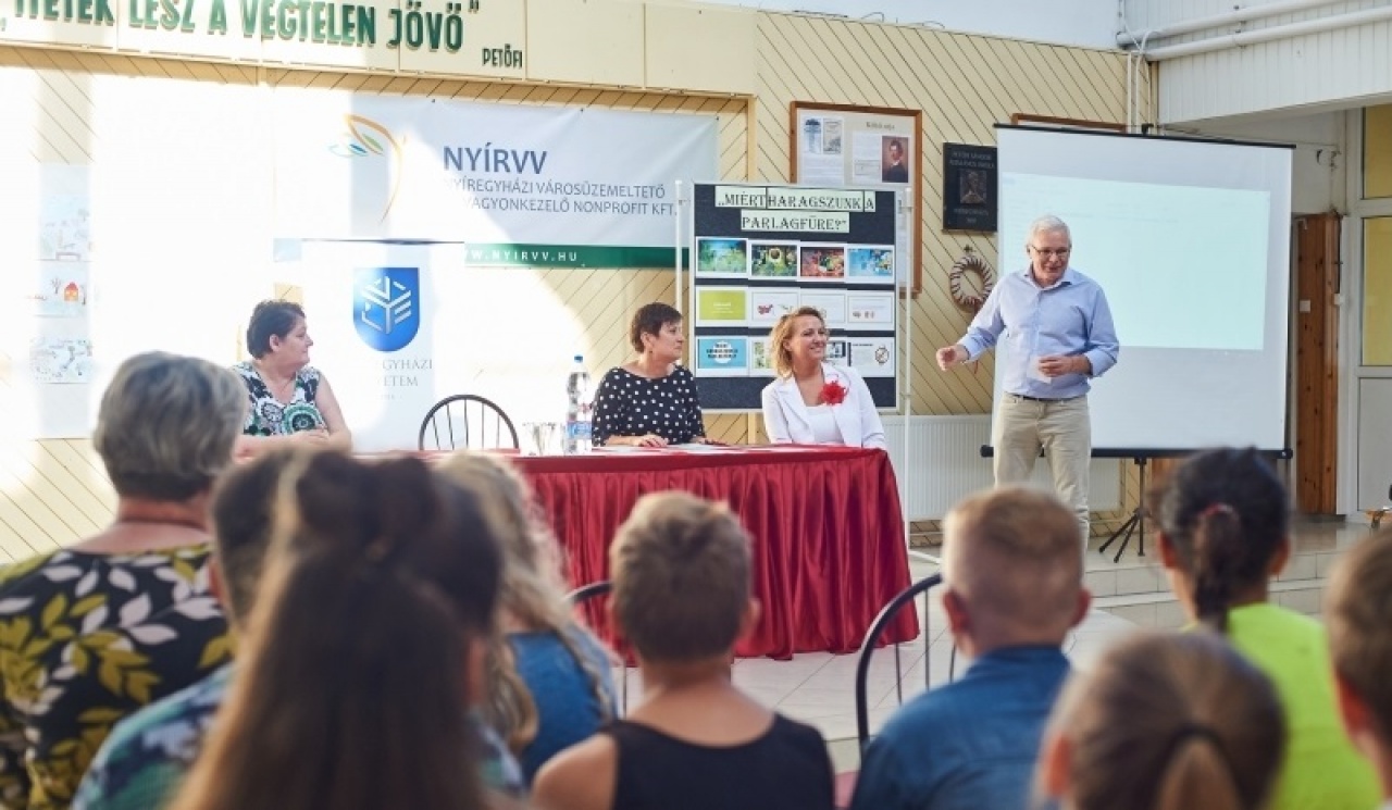 Miért haragszunk a parlagfűre? – Értékes díjakat kaptak a gyerekek