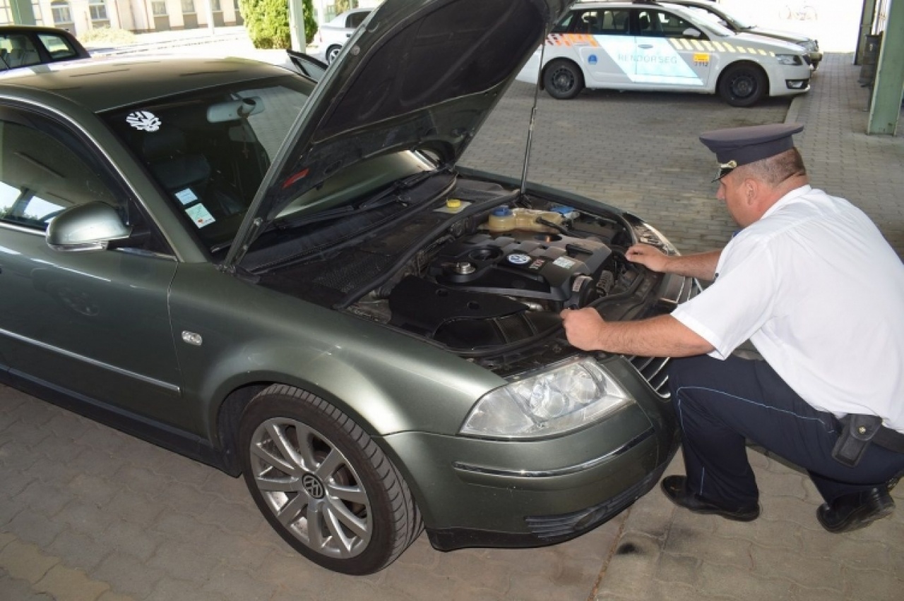 Francia hatóságok körözték a járművet