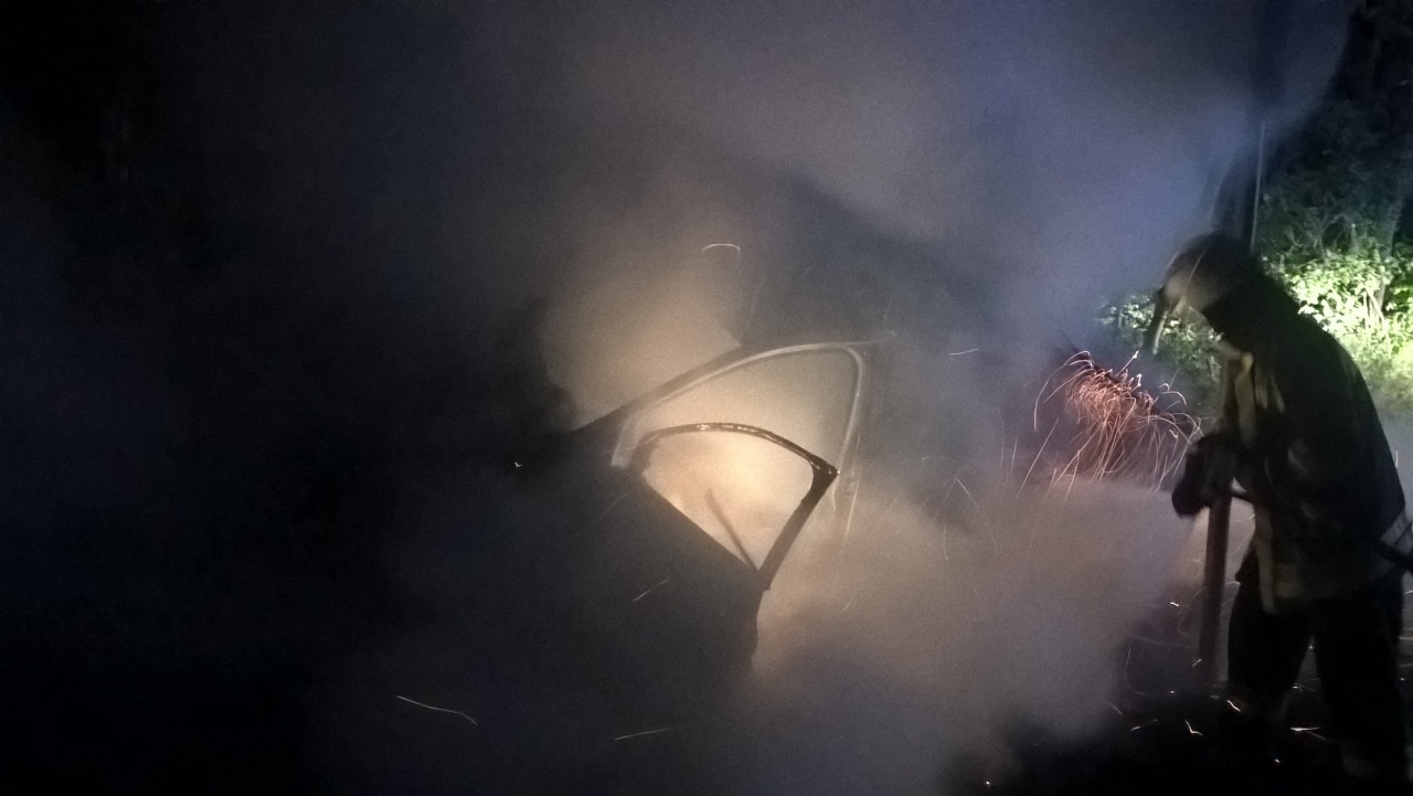 Kigyulladt a balesetet szenvedett gépkocsi