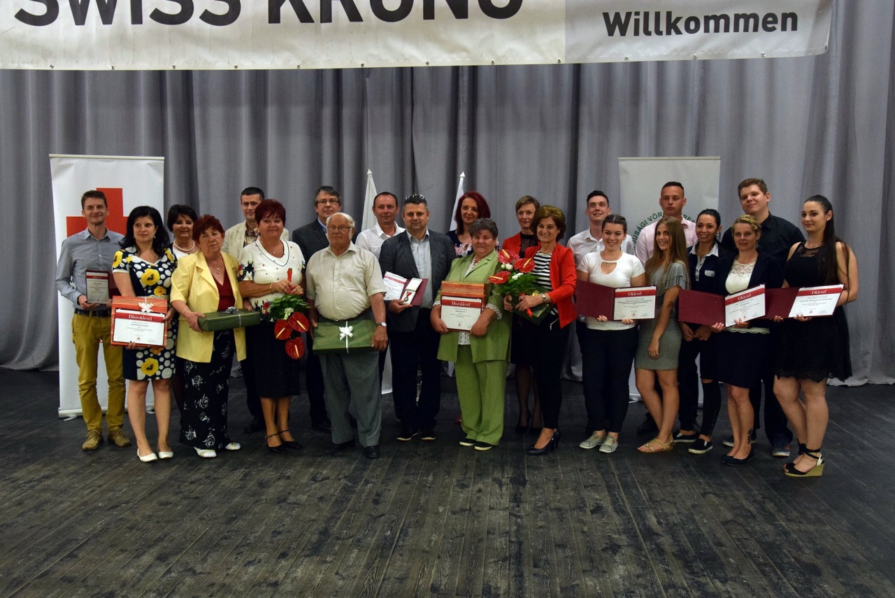 Kitüntetéseket adtak át a Nemzetközi Vöröskereszt és Vörösfélhold napja alkalmából