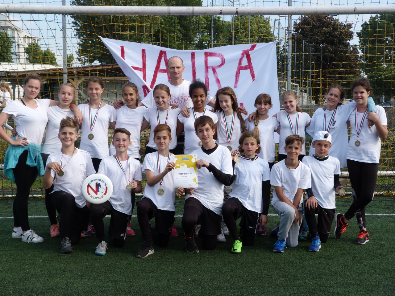 Ha hétvége, akkor ismét apáczais frizbis siker!