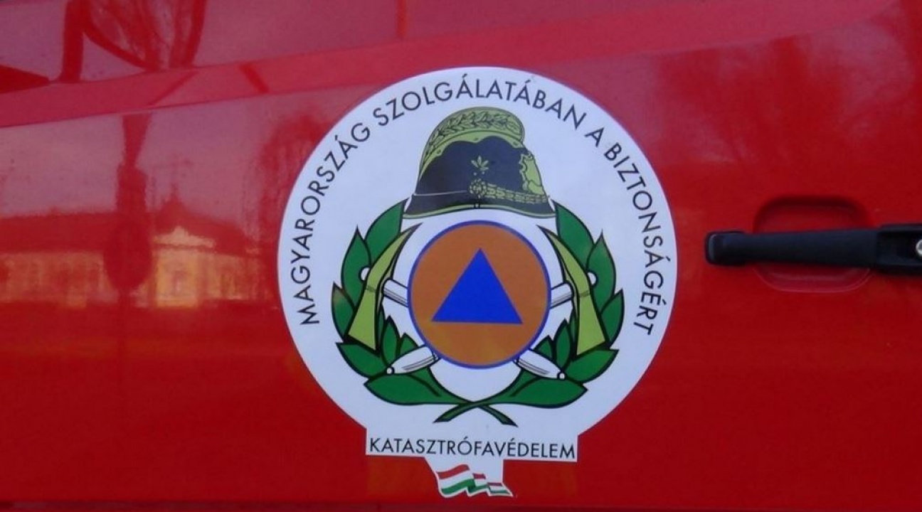 Gyűrűvel birkóztak meg a tűzoltók