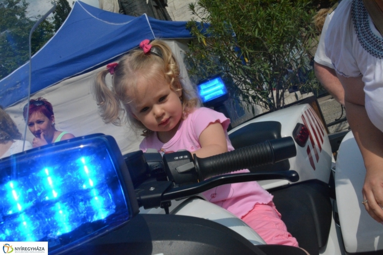 Vasárnapi szenzáció! – Õrületes vízipark és motoros ring a belvárosban