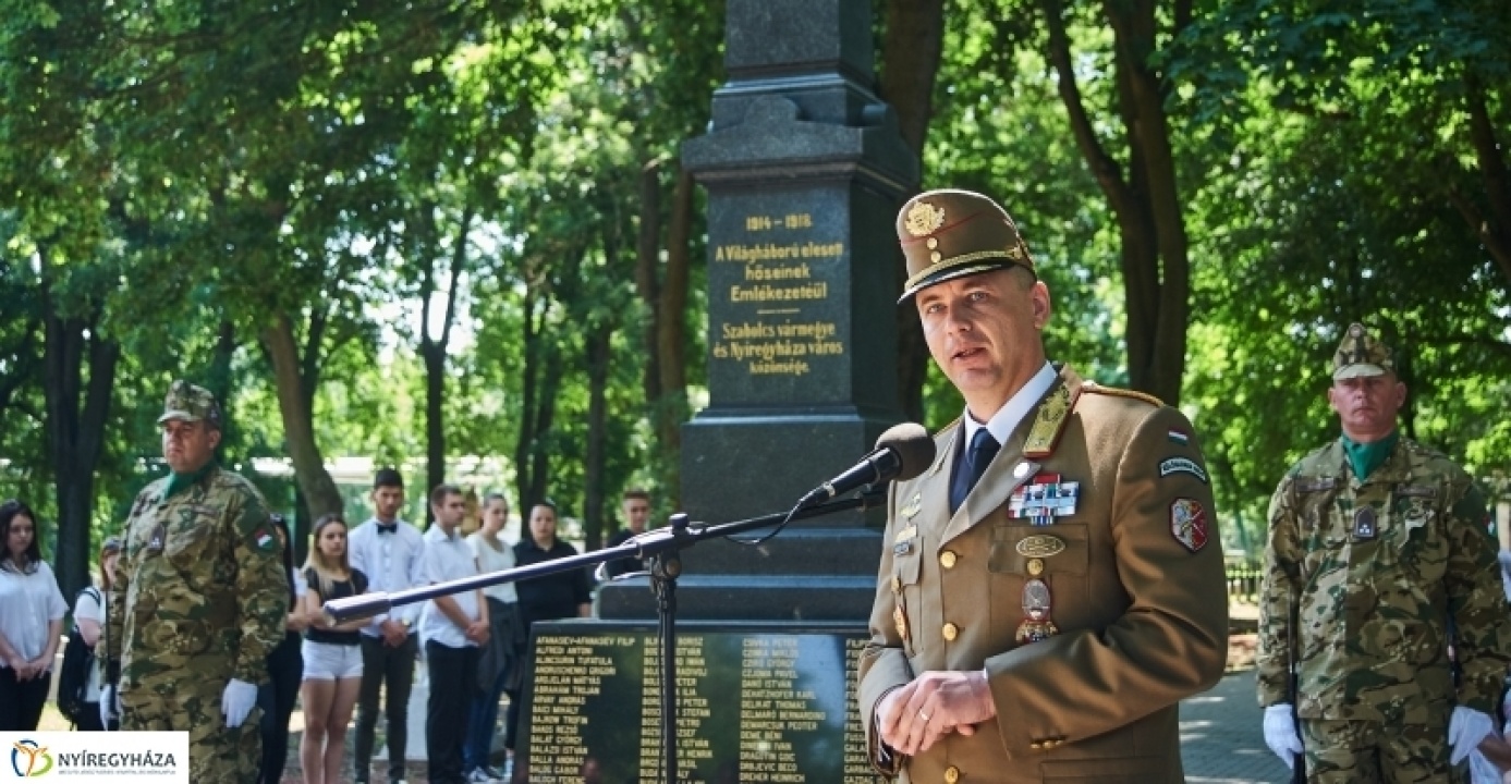Tisztelgés a hősök előtt
