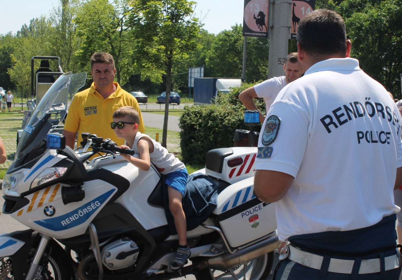 Közlekedik a család – Két nap alatt 69 család vetélkedett Nyíregyházán