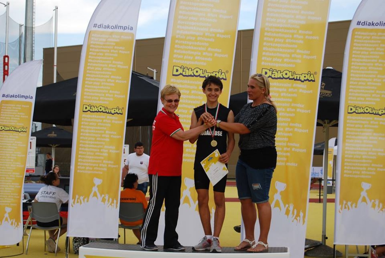 Diákolimpiai bajnok - Szabó Hunor 600 méteren mindenkit legyőzött