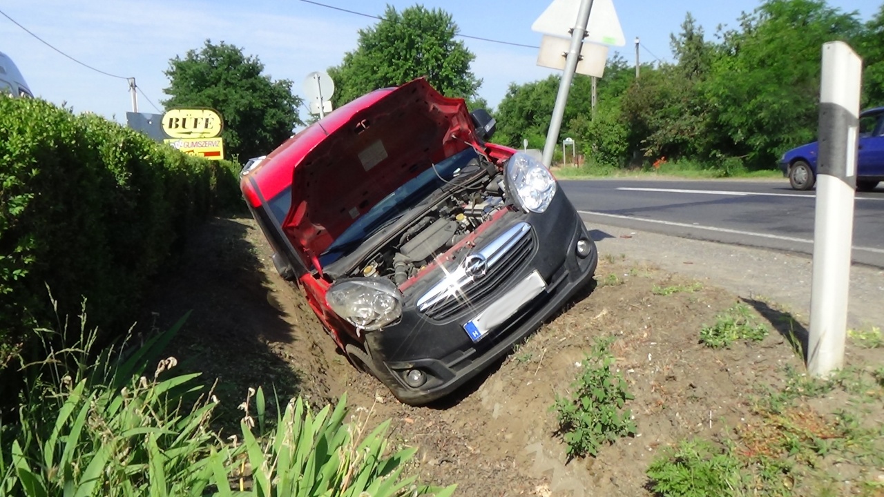 Vadbaleset a 41-esen – Nem reagált időben a fékezésre