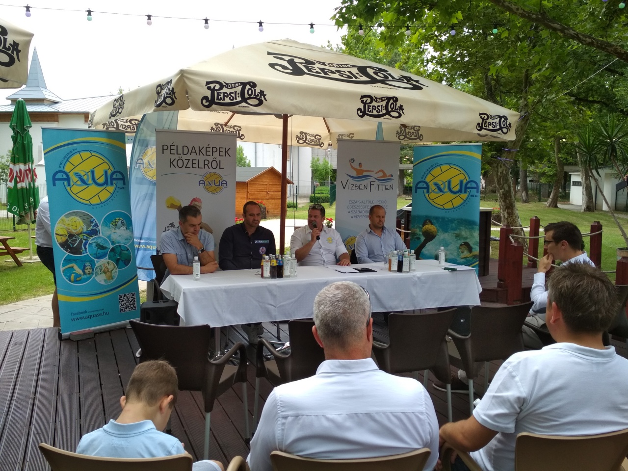 Vízben Fitten - háromszoros olimpiai bajnok Nyíregyházán! 