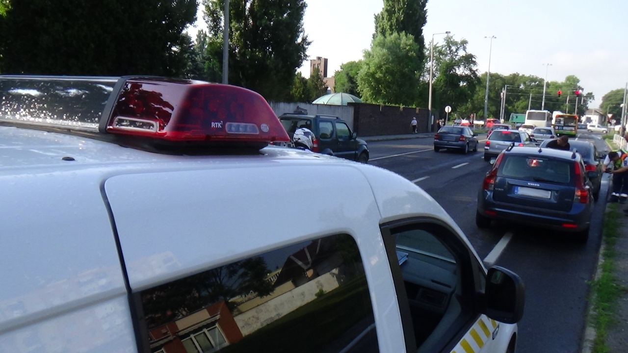 A reggeli csúcsban karamboloztak – Feltorlódott a forgalom a Korányin
