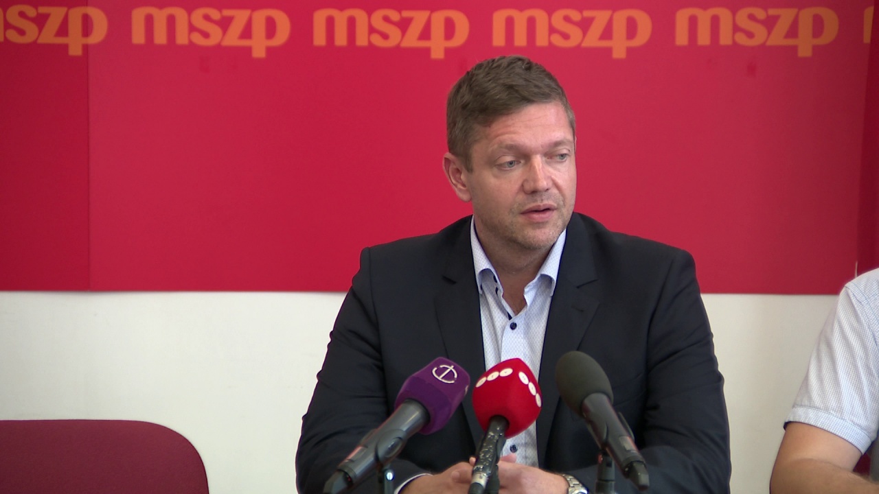 MSZP: Nem elég konkrét az embercsempészet szabályozásának fogalomrendszere