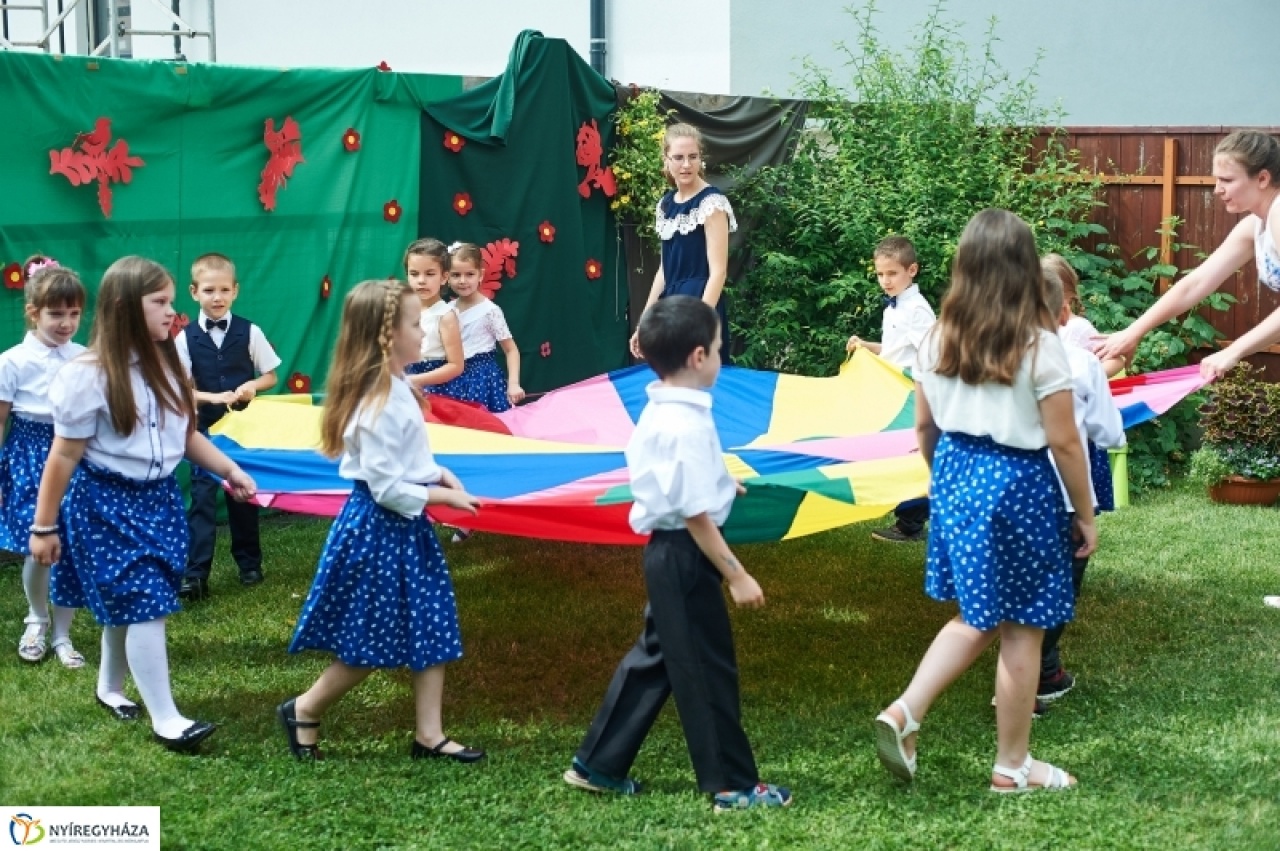 Ballag már az ifjú ovis!