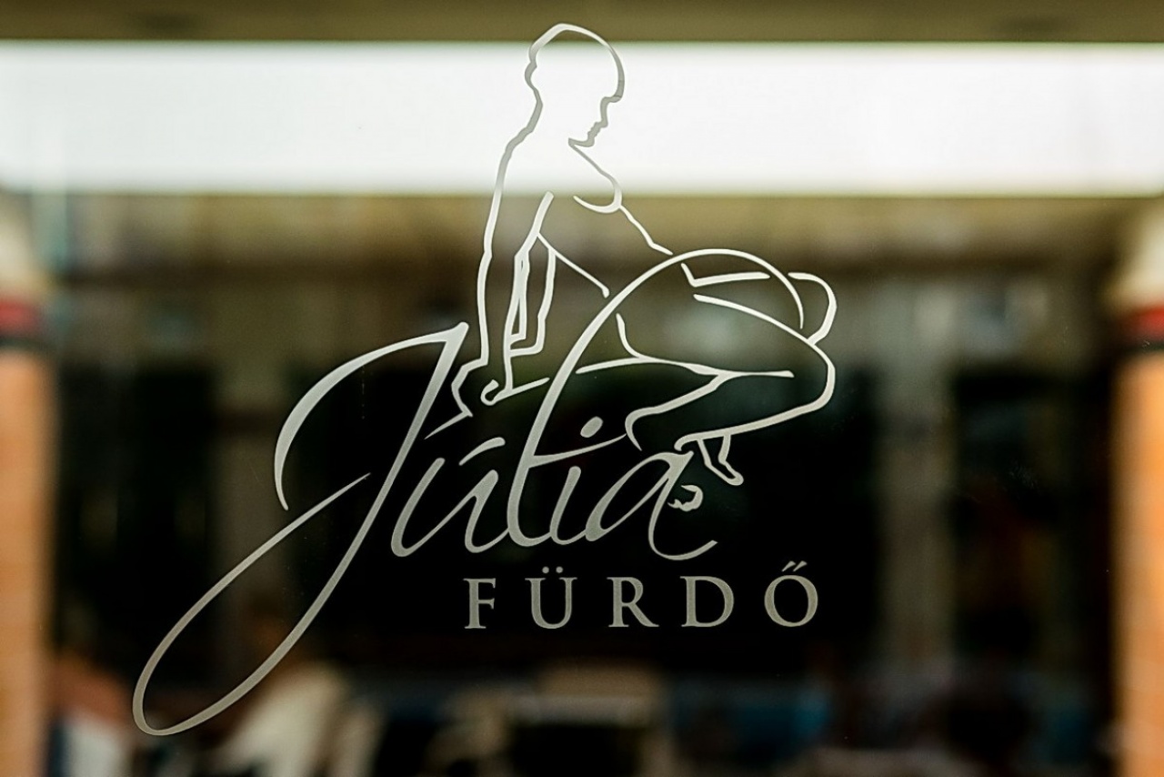 Felújítják a Júliát – Energetikai korszerűsítési munkálatok miatt zárva tart a fürdő