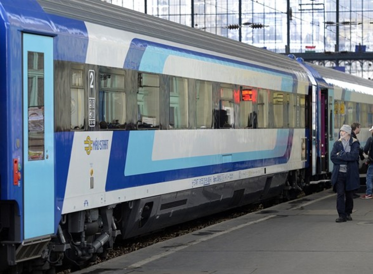 Ma már pályázhatnak a 18 évesek az ingyenes európai vonatjegyre
