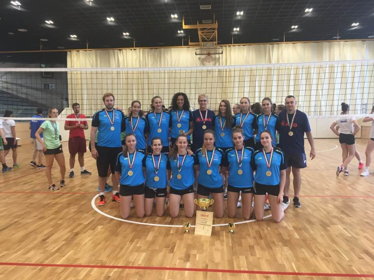 Egy szezon, öt érem - sikeres idény van a röplabdások háta mögött