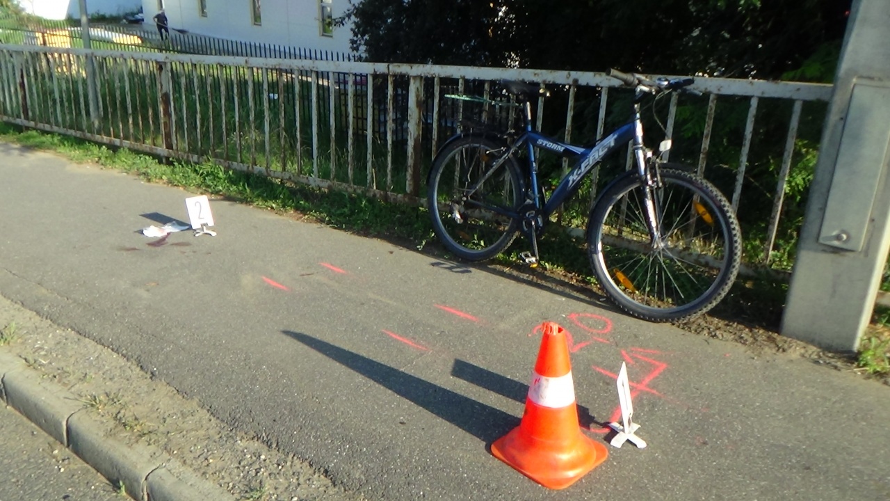 Kórházba szállították a Tiszavasvári úti felüljárón felborult kerékpárost