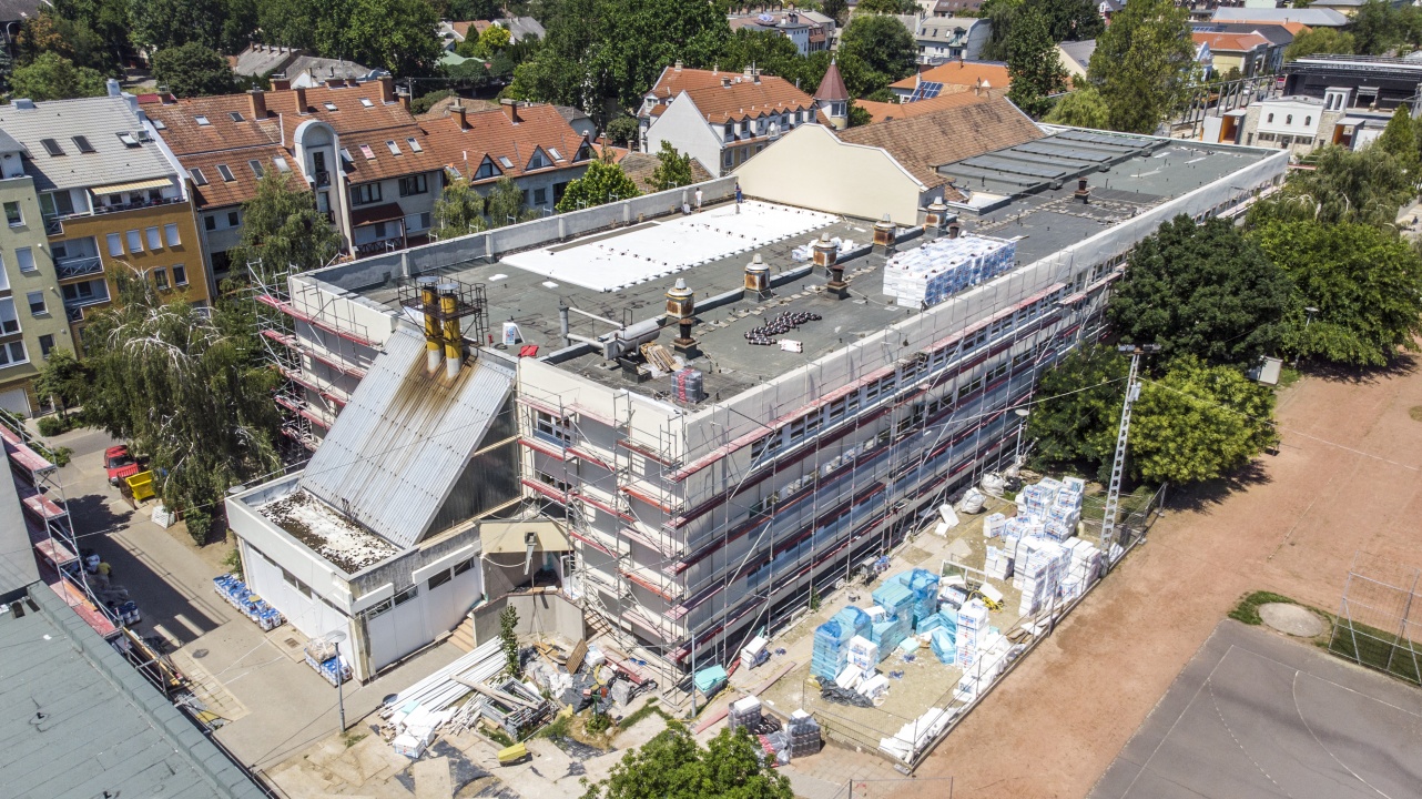 Látványos! – Alig négy hónap alatt szinte teljesen megújult a Vasvári