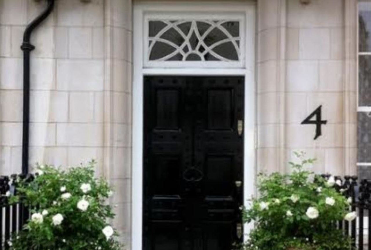 Címellenõrzés: kimaradhatnak számok