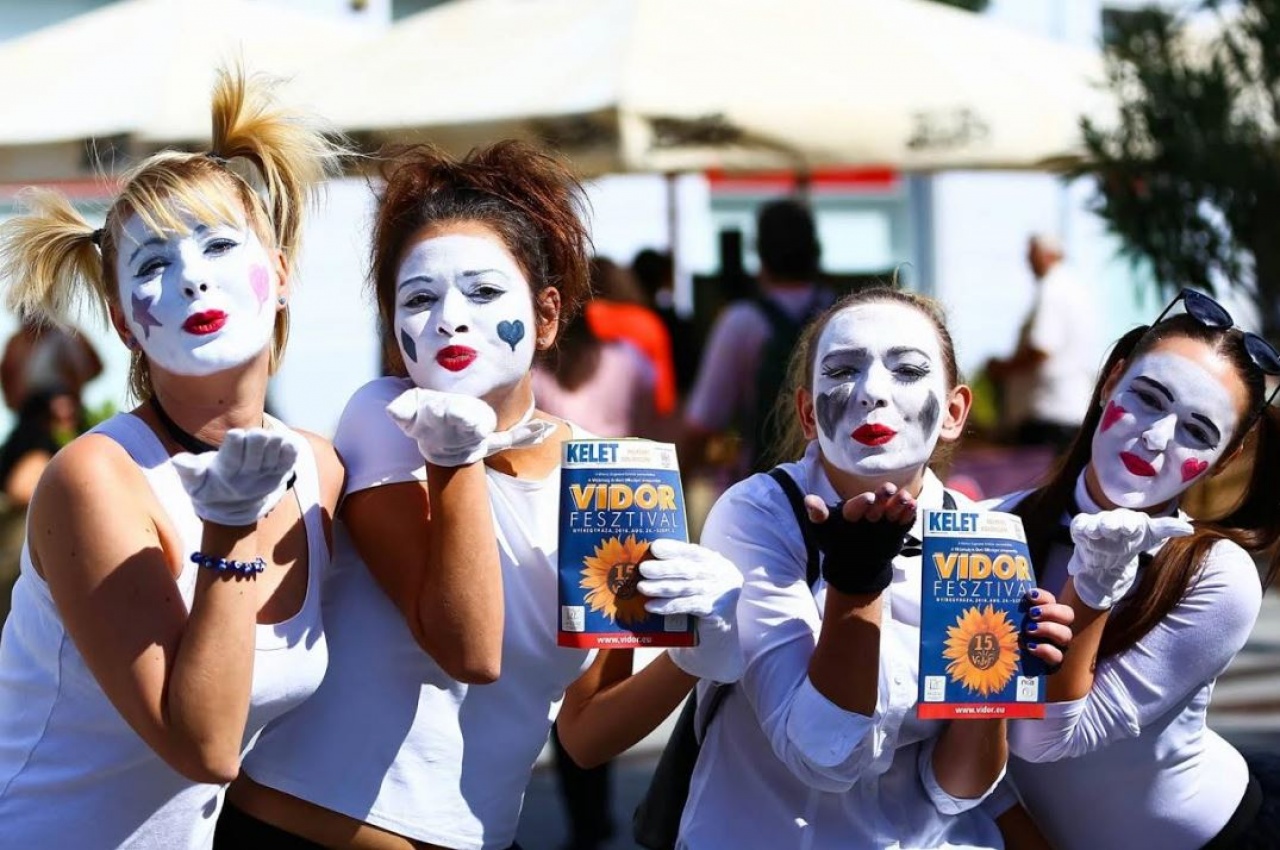 Bérlettel könnyebb VIDOR-nak lenni