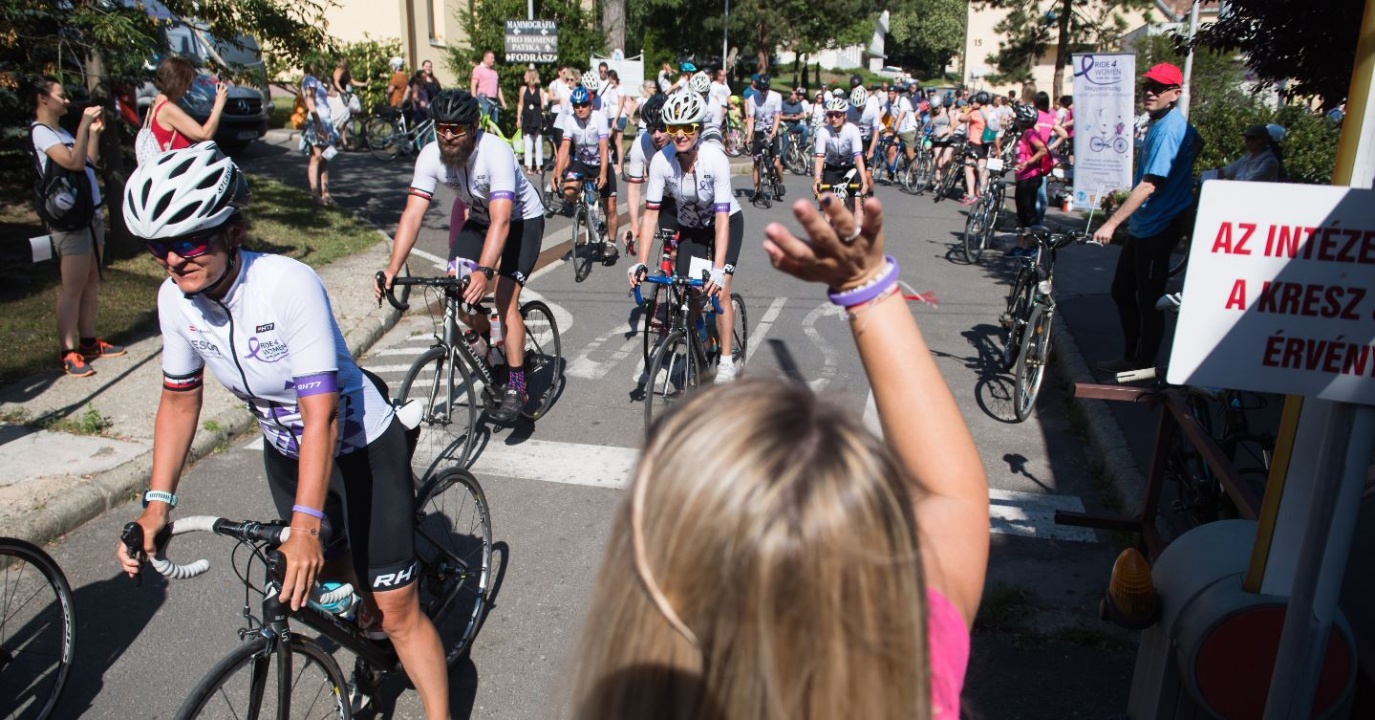 Nemzetközi kerékpártúra a méhnyakrák ellen