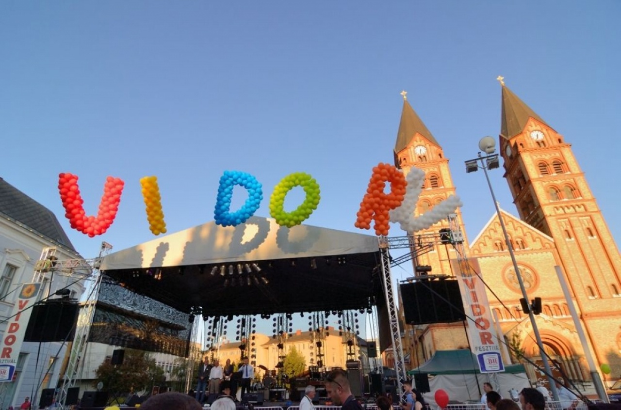 Akár Ön is lehet a VIDOR színházi zsűrijének 5. tagja! Kiderül, hogyan!