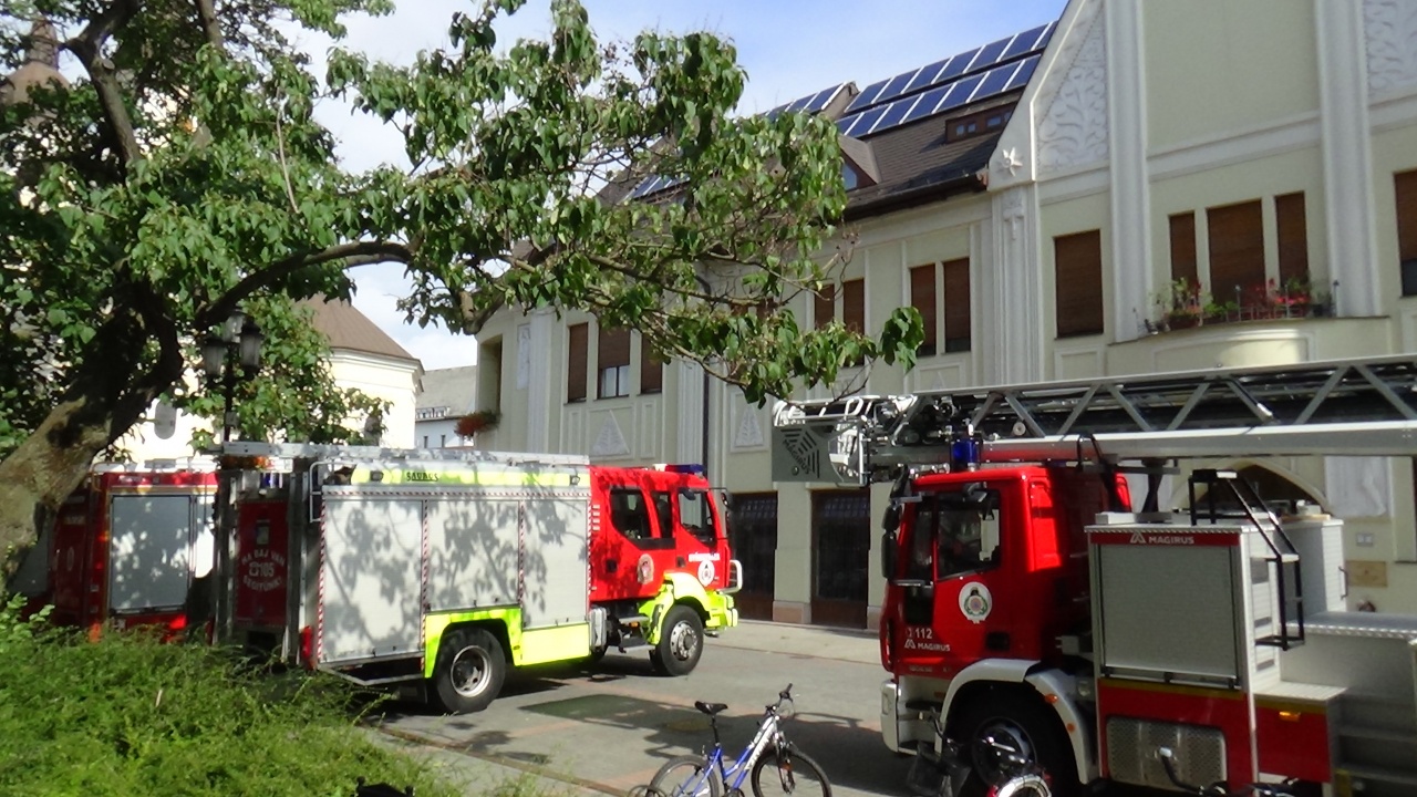 Bejárták a palotát – Tűzcsapokat és menekülési útvonalakat is ellenőriztek