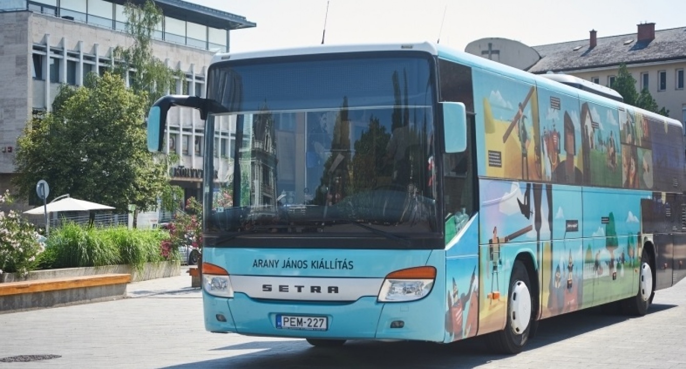 Arany mobiltárlat: egy év alatt 70 ezren látták, Nyíregyházán is népszerű volt!