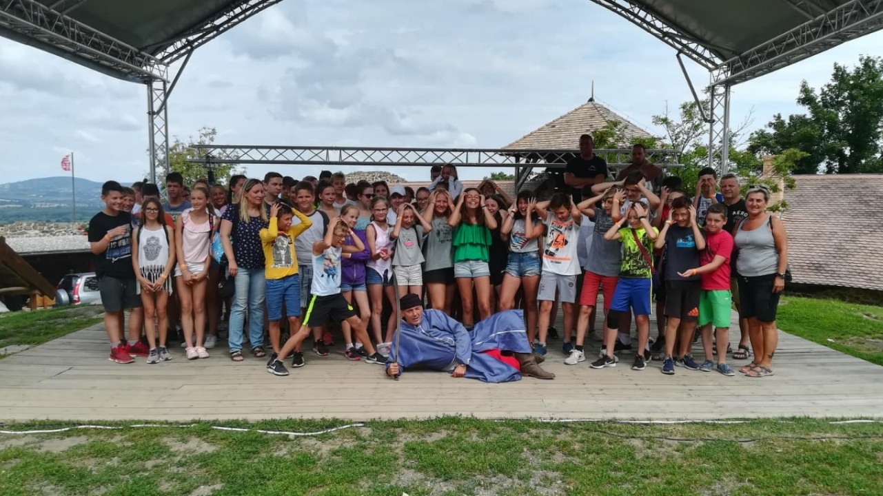 Versben örökítették meg szigligeti élményeiket a zelkes tanárok – Itt elolvashatja!