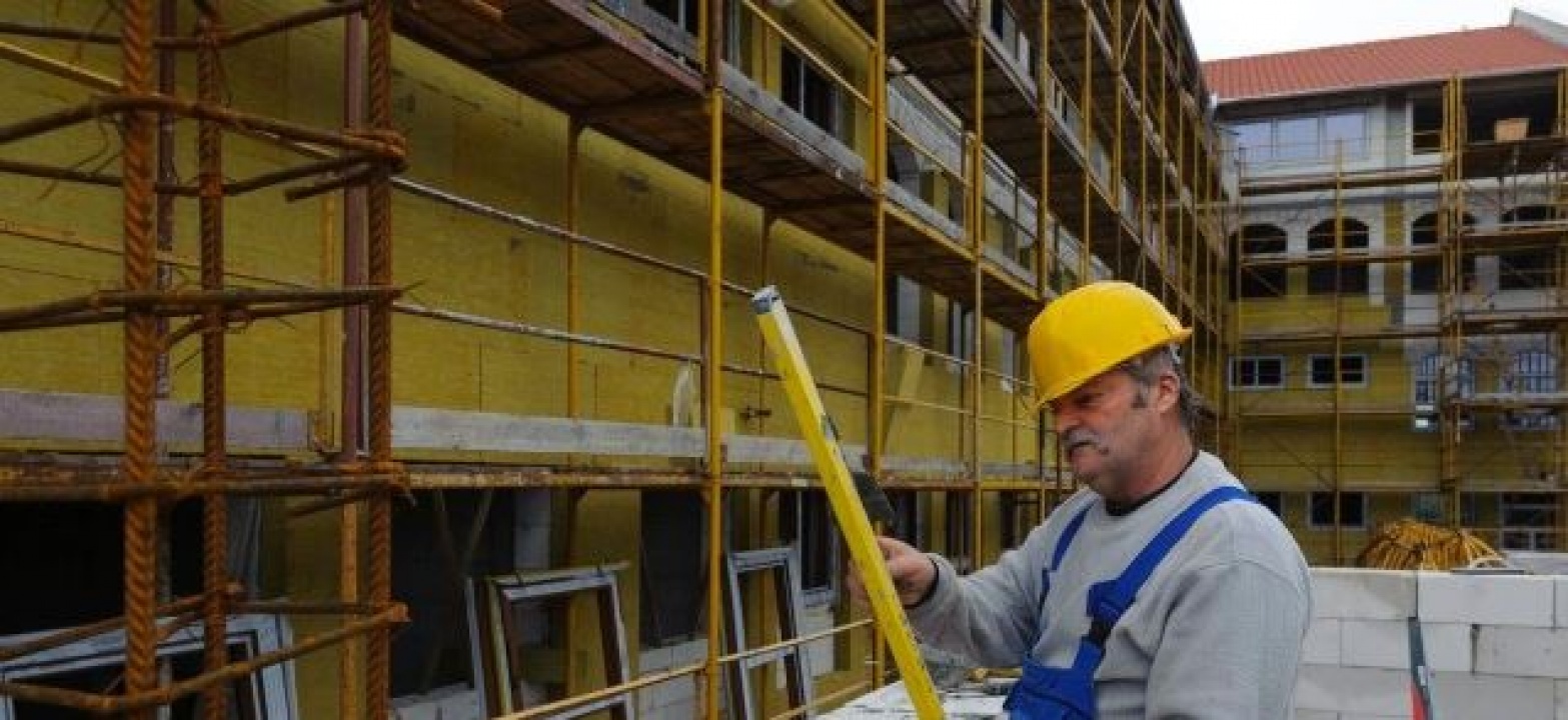 További bérnövekedésre ad lehetőséget a jövő évi költségvetés