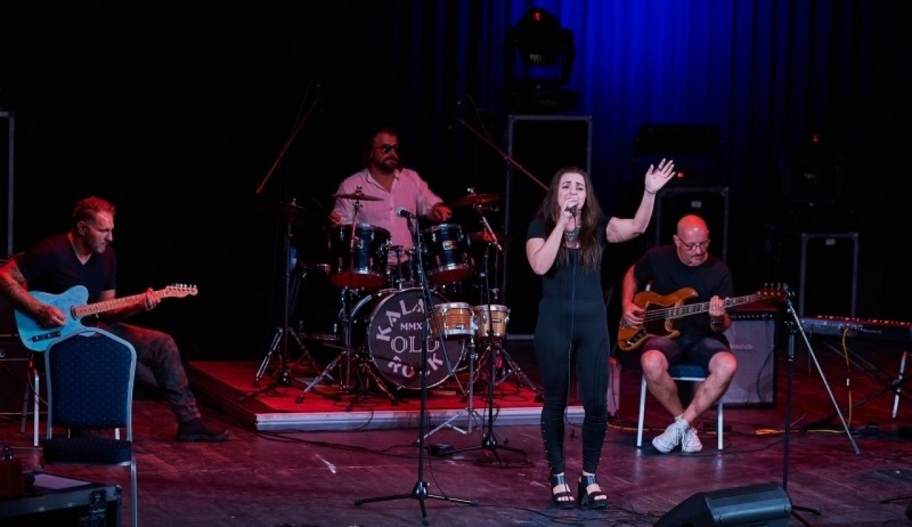 Nagyszabású koncertekkel emlékeztek a legendás Farkas „Shulcz” Tiborra Nyíregyházán