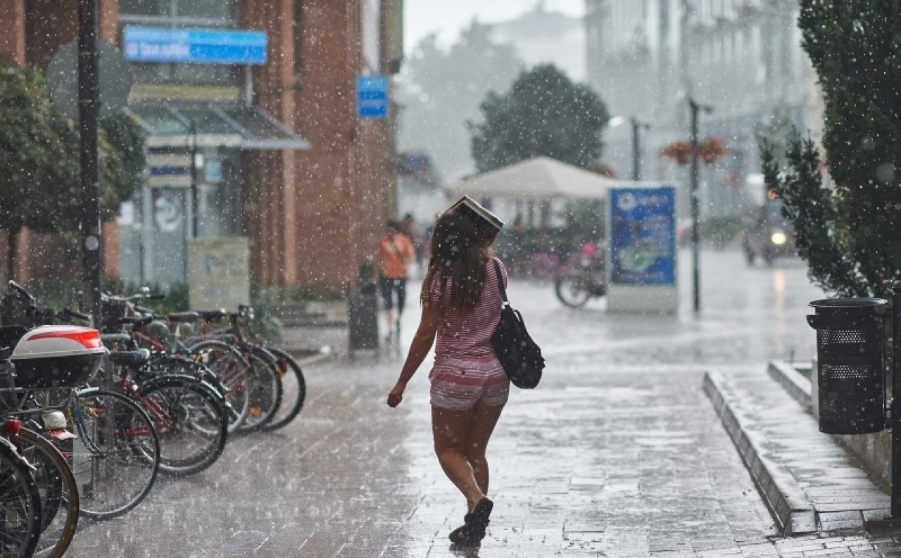 Lecsapott a vihar Nyíregyházára – Jelentős mennyiségű csapadék érkezett