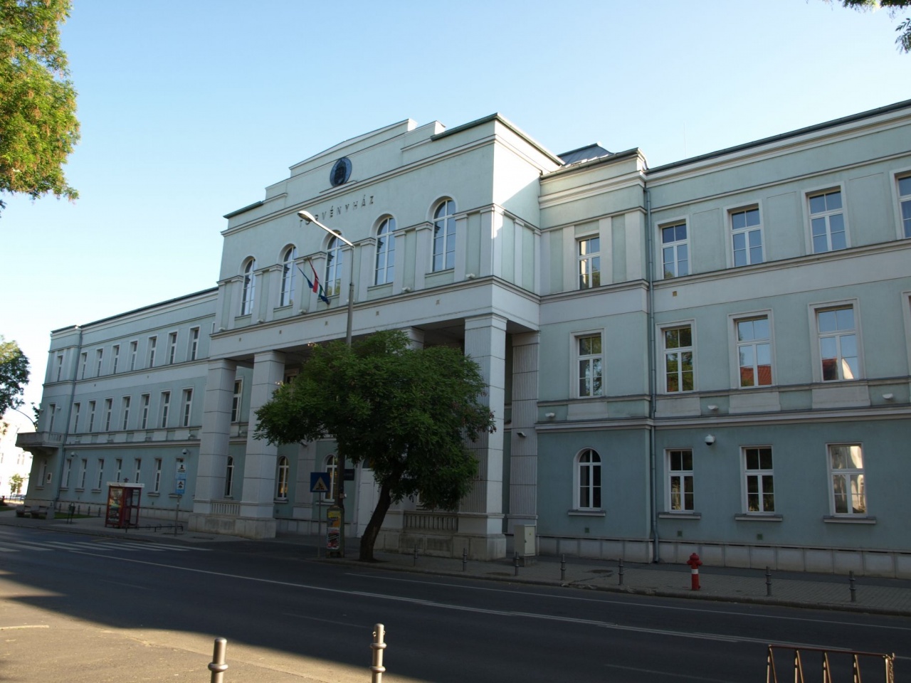 Közérdekű munka akkumulátor leadásáért