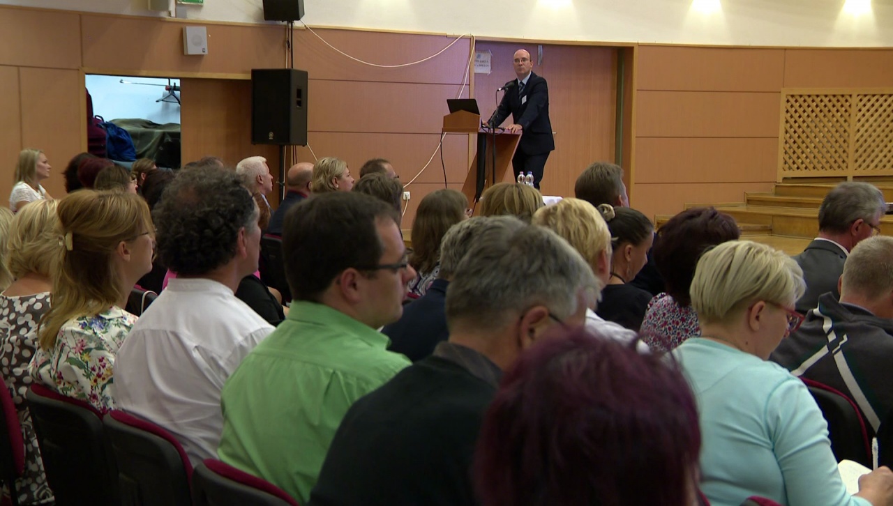 A köznevelési rendszer fejlesztéseiről is szóltak a szakmai tanévnyitó értekezleten