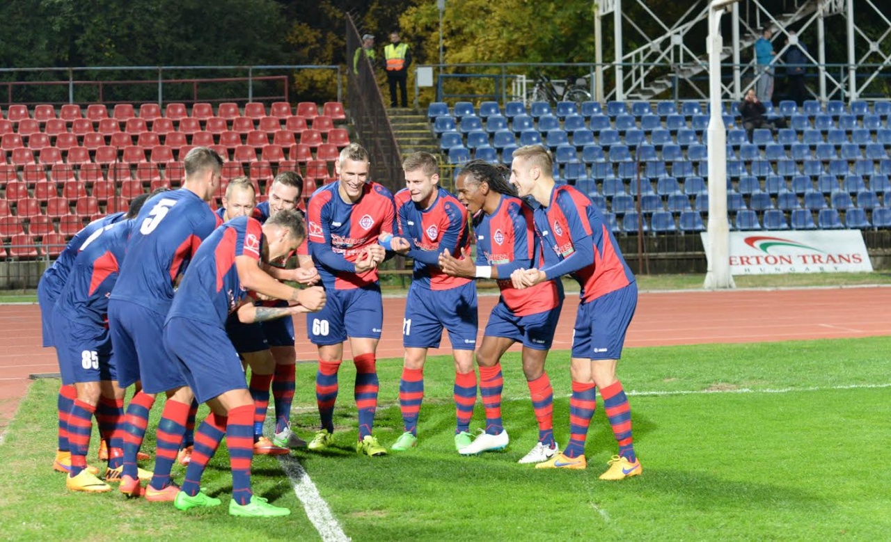 Jön a Vasas - három éve az NB-III-as Szpari legyőzte az NB-I-es csapatot