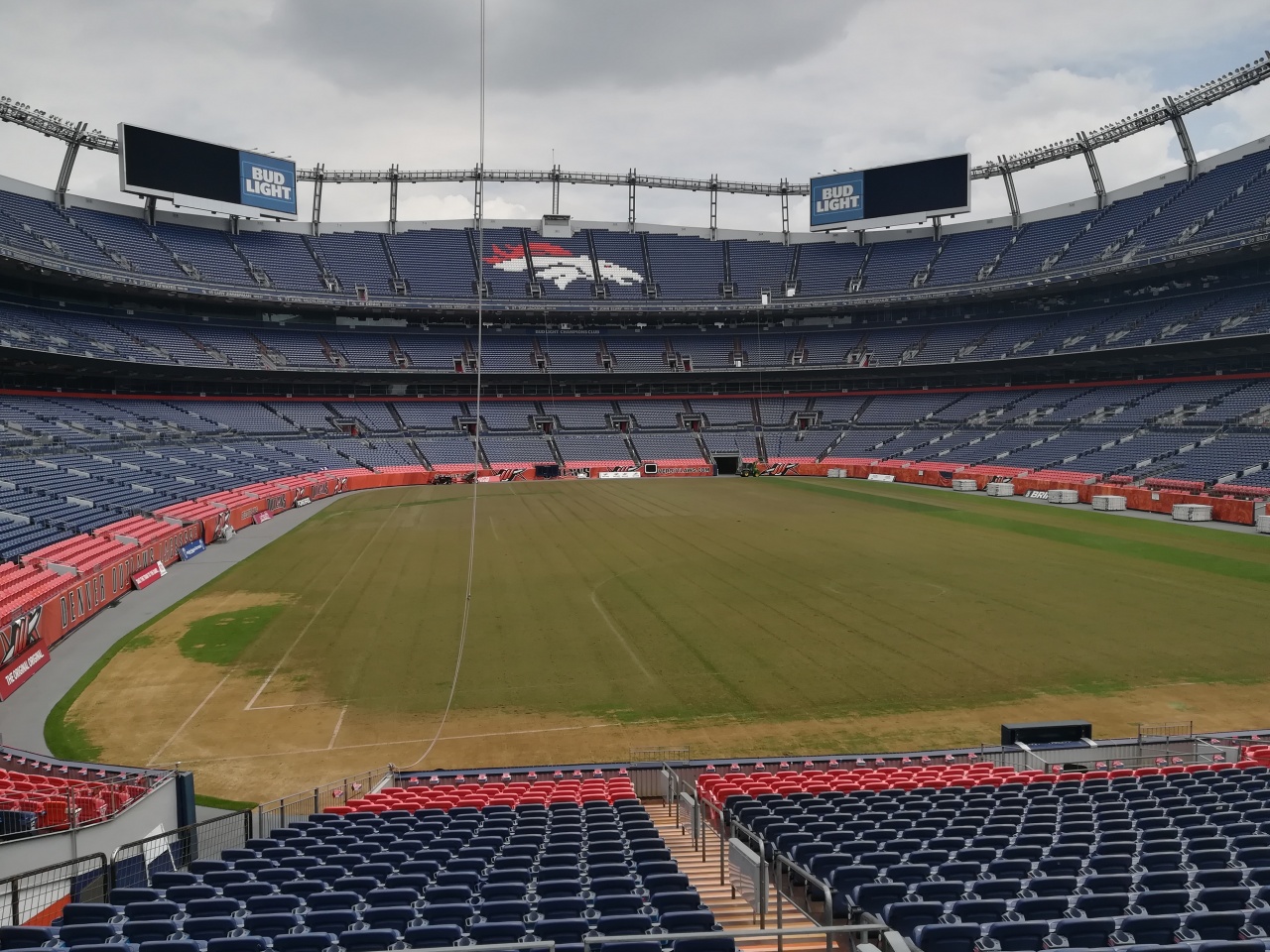 Valami Amerika - nyíregyháziként az NFL stadionjaiban! 